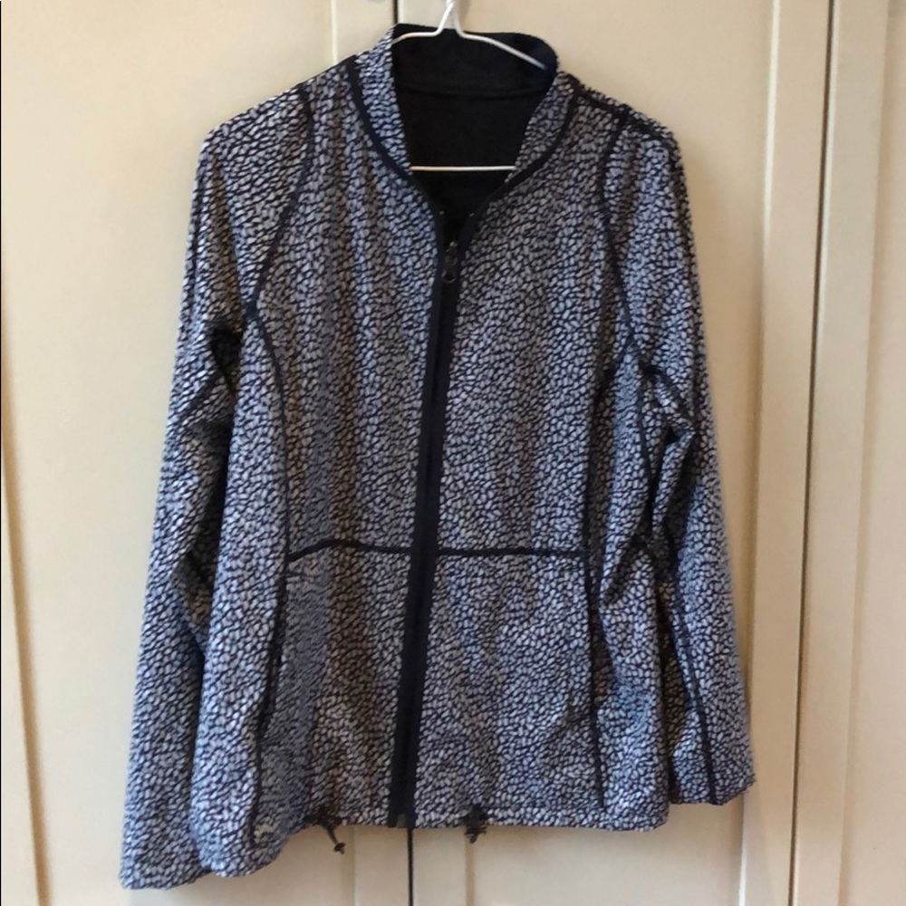 Lululemon reversible windbreaker